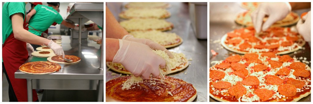 people cooking pizza