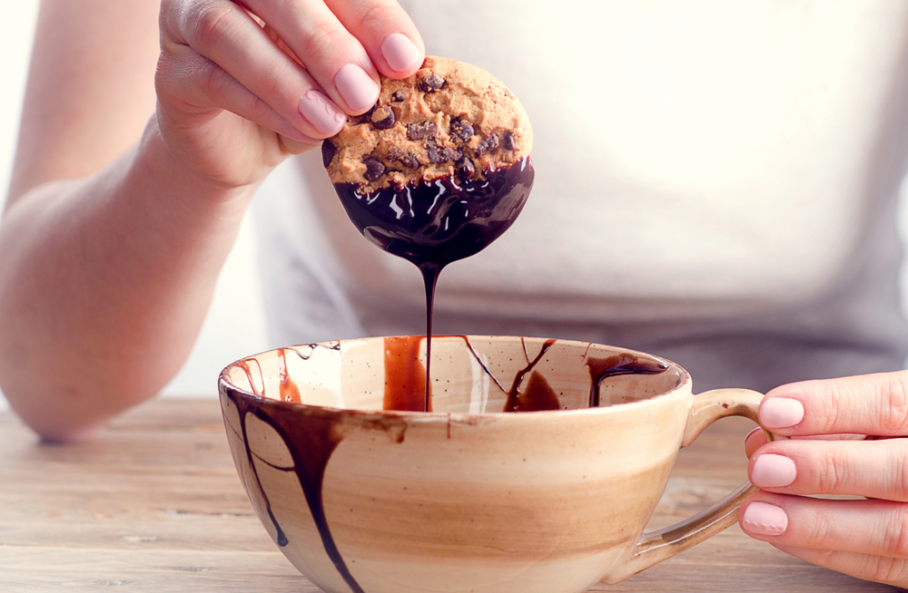 cookie-dipped-in-chocolate