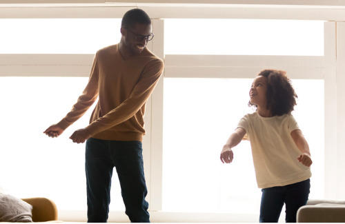 dad-daughter-dance-fun dad-daughter-dance-fun